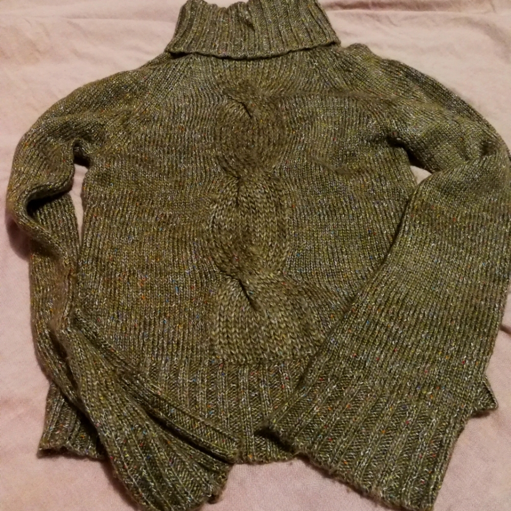 DKNY sweater